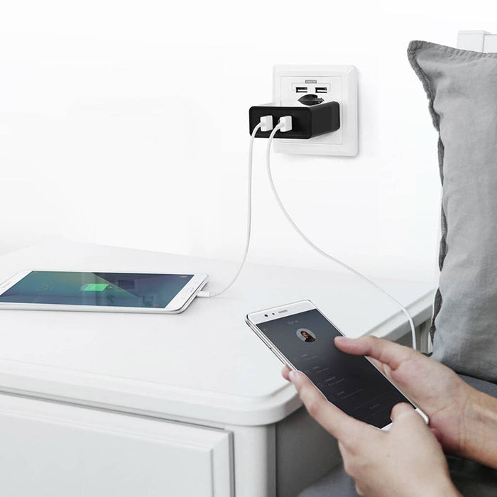 UGREEN 10216 CD161 36W Dual Port USB Fast Charger-Black